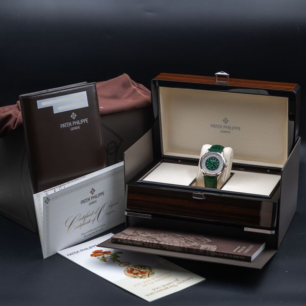 Patek Philippe Complications 5930P-001